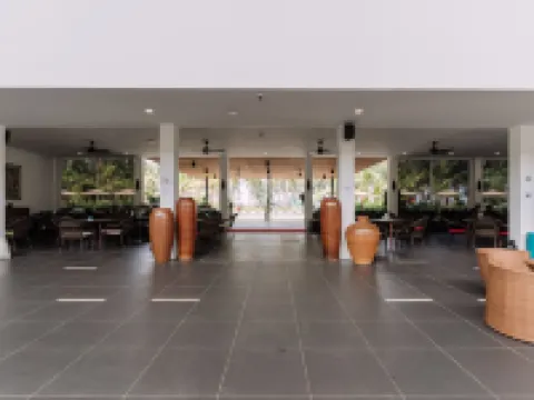 ร็อกซี่ เซมาตัน วิลล่า แอนด์ ทาวน์เฮาส์ โรงแรมในลุนดู