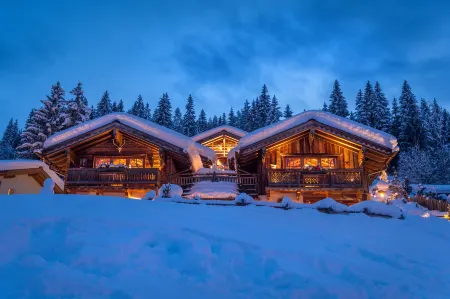Almdorf Flachau - Luxus Hüttenurlaub