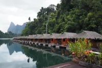PraiwanRaftHouse Hotels near Ratchaprapha Marina
