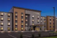 LivAway Suites Nashville- Smyrna Hotel a Smyrna