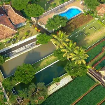 Kampung Halaman Villas