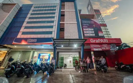 Umbrella Hotel Syariah by My Hospitality Отели в г. Cипутат