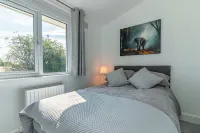 Hillcrest Lodge