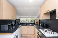 5 Individual Beds - Free Parking