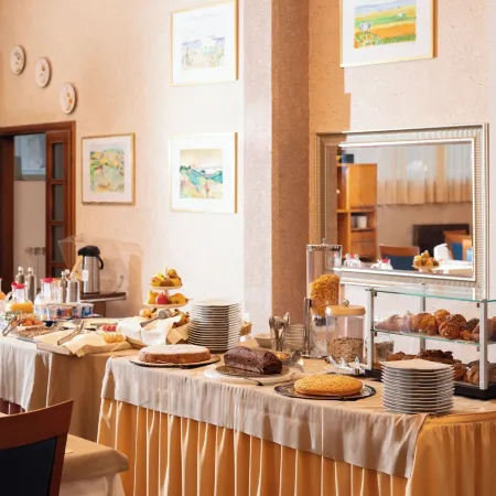 Hotel Parco dei Pini - 100mt Dal Mare