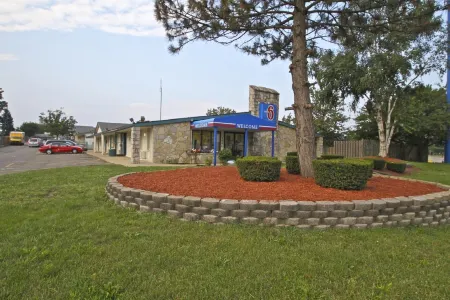 Motel 6 Kalamazoo, MI