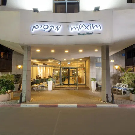 Maxim Design Hotel 3 Star Superior Отели рядом с достопримечательностью «Пляж Frishman»