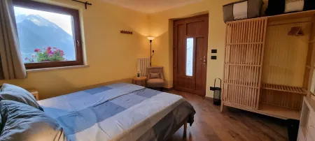 Lo Noyer et les Roses Отели в г. Сен-Никола