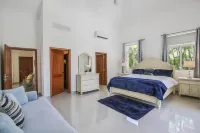 Luxury Golf Villa in Bavaro (Cocotal Palma Real) – Pool, Jacuzzi, Staff