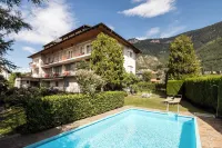 Weingarten Terlan - Rooms & Breakfast Hotels in Vilpiano
