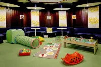 ホリデーホーム イン ダンプ ウィズ ガーデン