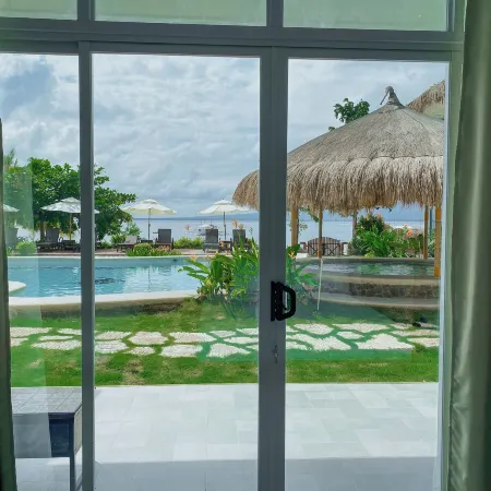 Avila's Horizon Dive Resort Santander