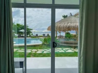 Avila's Horizon Dive Resort Santander - Beach