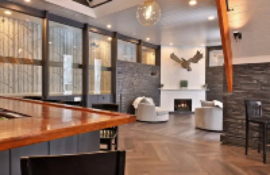 The Birch Ridge: Family Room #6 - Queen/Bunkbed Suite in Killington, Vermont 1 Bedroom Hotel Room