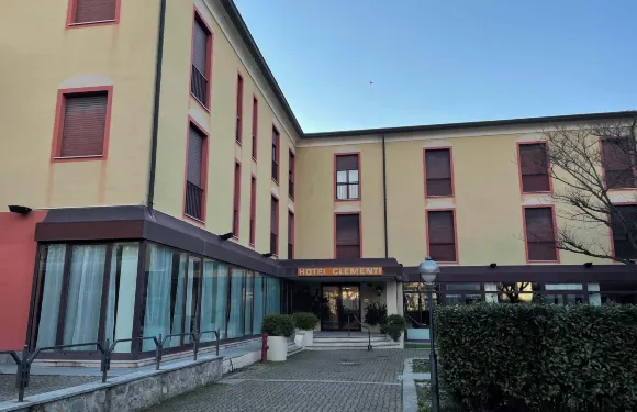 克萊門蒂酒店