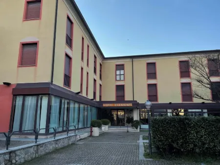 Hotel Clementi Отели в г. Кодевилла