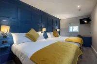Ewings Bar & Self-Catering Accommodation Hoteles en Ballyvangour