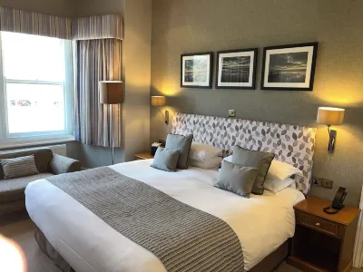 Ardington Hotel Hotel dekat Bosun's Cafe