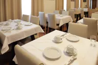 Casa dos Lacerdas - breakfast