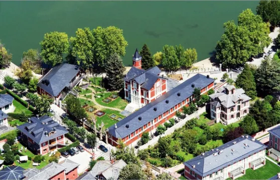 保利塔別墅酒店