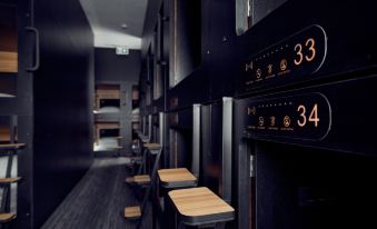 Capsule Hotel
