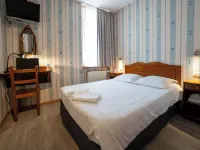 Le Relais du Canalou Hotels in Digoin