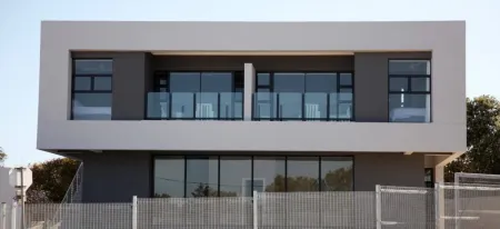 Mari-Amor Self-Catering Apartments Отели рядом с достопримечательностью «Post Office Tree»