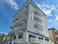 Hotel Kim Hotels in Marebello