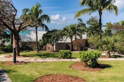 Romora Bay Resort & Marina Отели в г. 