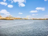 Sunny Ground Floor Escape