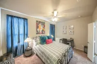 Right At Home-Midland Vanguard Velvet Lounge