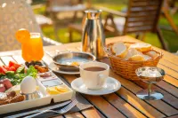 Hotel Simsek - Thân thiện với thú cưng
