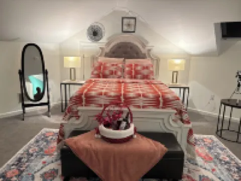 Book Your Room and Enjoy the Backyard Amenities Including Pool, Gazebo and Ponds