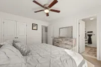 Charming 3-bedroom house with firepit and game room in gorgeous Harpers Ferry Hotels near Food Lion