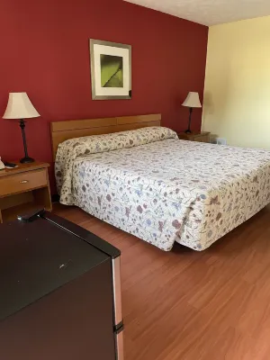 Whits Inn Hotels in Monroe