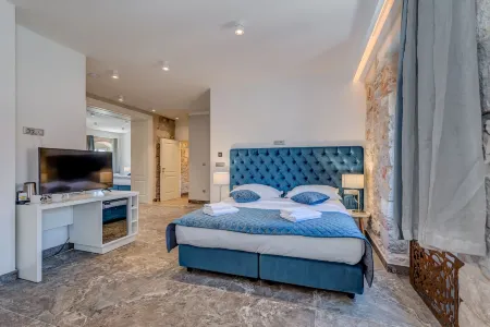 Palms Promenade Luxury Rooms Отели в г. Сплит