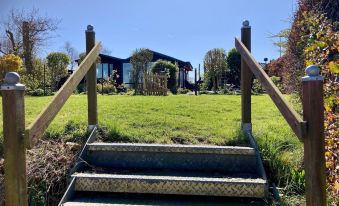 6 Pers. House Marijke with Winter Garden and Direct Access to the Lauwersmeer