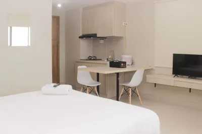 Cozy Studio At Gateway Park Lrt City Bekasi Apartment Hotel dekat Alfamart Gamprit