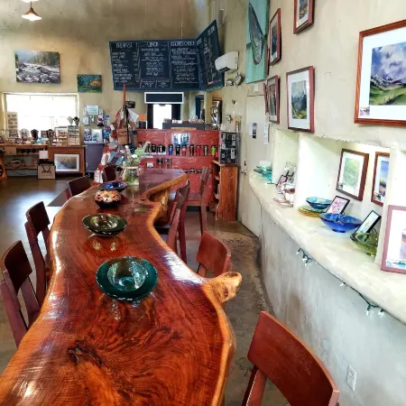Strawhouse Resorts