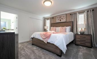 WonderFull 4Bd with Pool at Champions Gate 1174