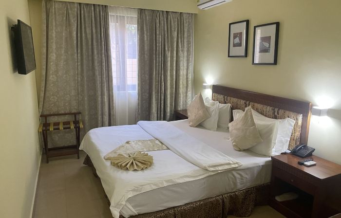 Hotel Marjorie `Y`