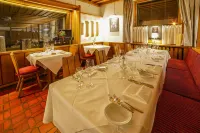 Hotel Zur Flüh Hotels in Schworstadt