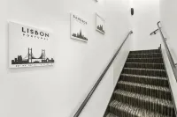 Urban Loft in Redmond Core Hotels in Kirkland