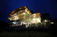Hillcrest Villa Отели в г. Hindagala