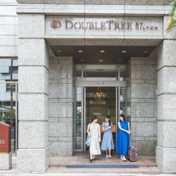 DoubleTree by Hilton Hotel Naha Отели рядом со станцией Асахибаши