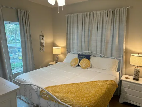 Welcome to paradise! Blue Dolphin 201 Hotels in Okaloosa Island