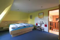 Nicely furnished and quiet apartment for 1 to 4 people. - Apartments