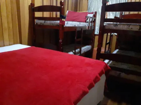 Grandpa's farm in Fassina. Heated pool, pool table, quiet place.