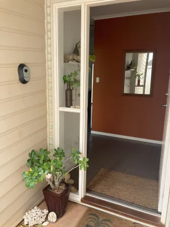 Marina Townhouse with Jetty