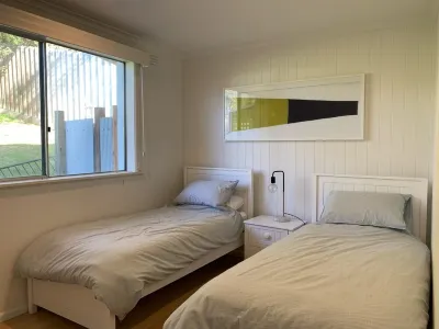 Great location! Just a 4 minute walk from Tideways Beach 소렌토 주변 호텔